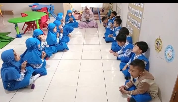 Pembiasaan Doa Sehari-hari di PG & TK Islam Pelangi